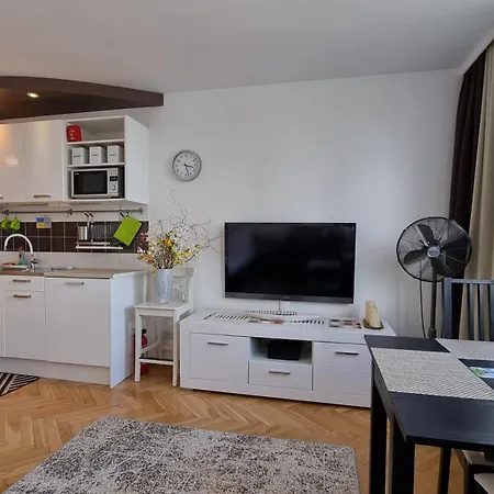 Like Flat B * Warszawa